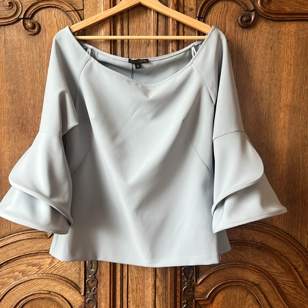 NWT Alberto Makali Statement Sleeve Top in Powder Blue Size Large - Picture 2 of 14